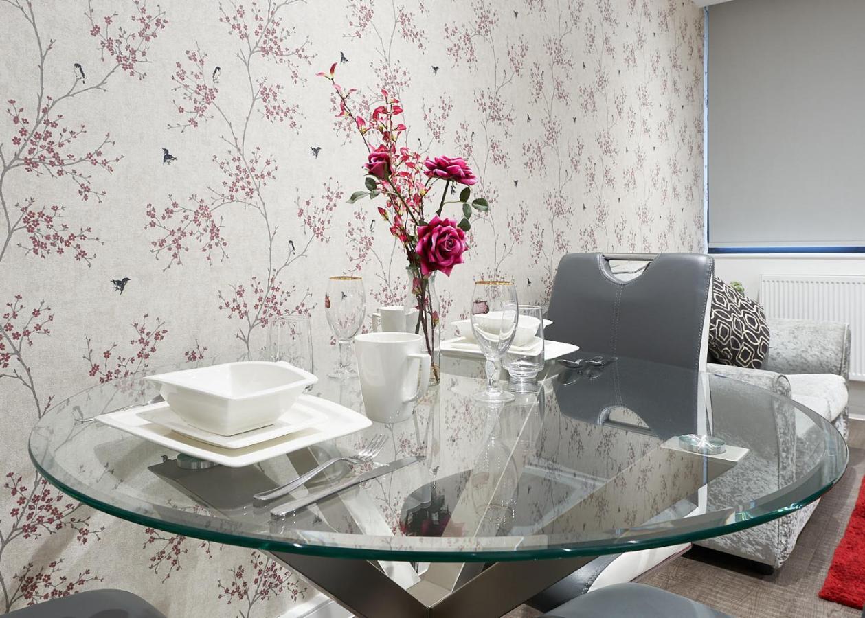 Luxustay Milburn House Milton Keynes Ngoại thất bức ảnh